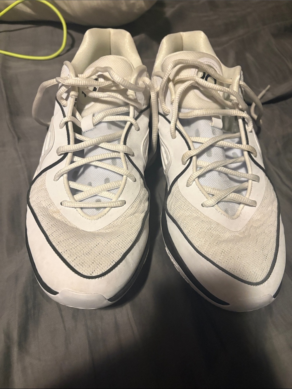 Nike White and Black Men's Low-Top Sneakers